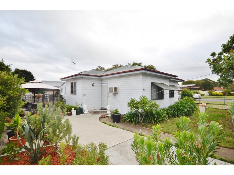 42 Bunberra Street, Bomaderry NSW 2541
