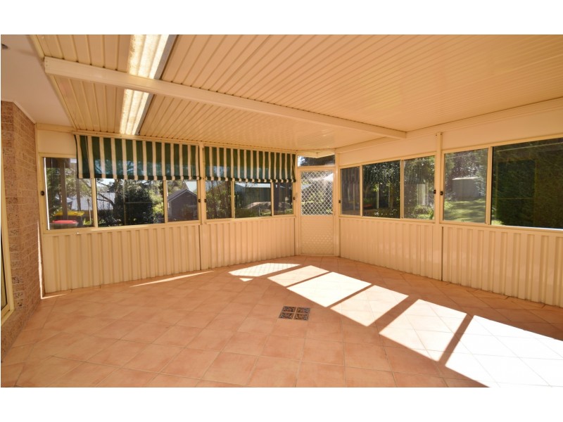 10 Lochaven Drive, Bangalee NSW 2541