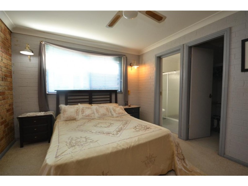 25 Hoskin Street, North Nowra NSW 2541