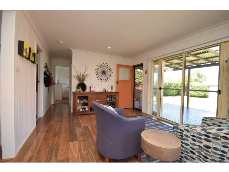 30 Lyrebird Drive, Nowra NSW 2541