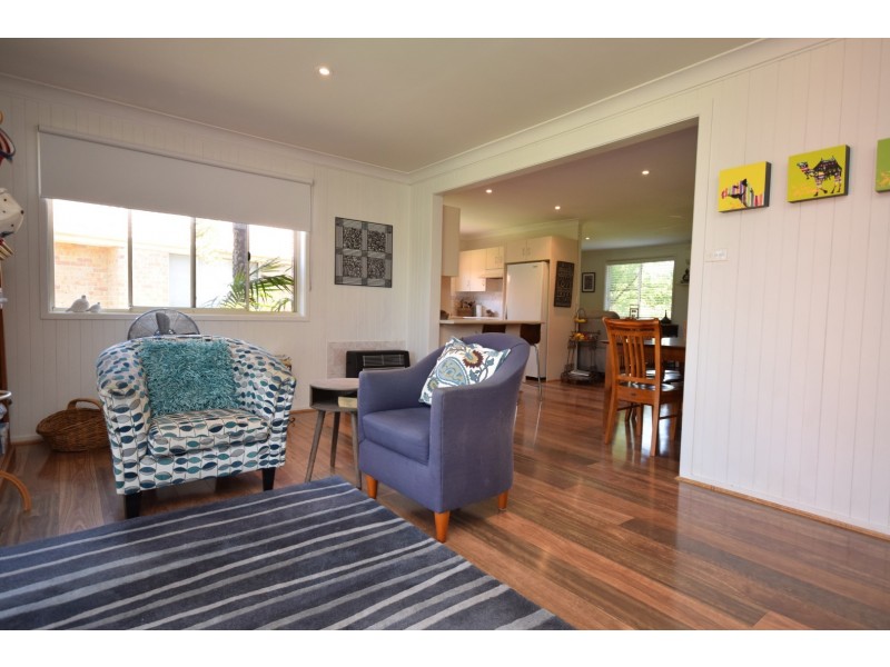 30 Lyrebird Drive, Nowra NSW 2541