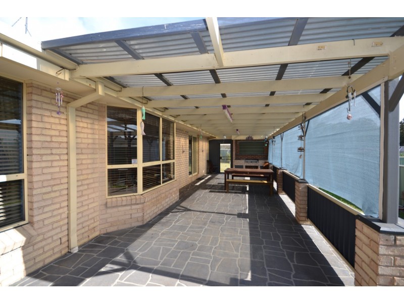 2 Hesperus Close, Nowra NSW 2541