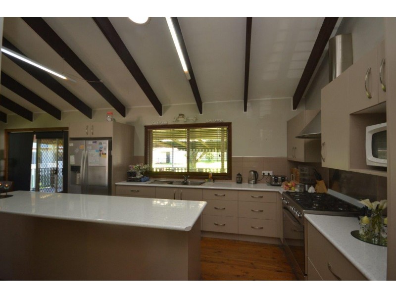 45 Hillcrest Avenue, South Nowra NSW 2541