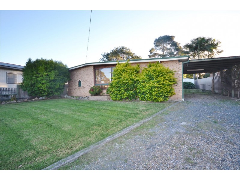25 Meroo Road, Bomaderry NSW 2541