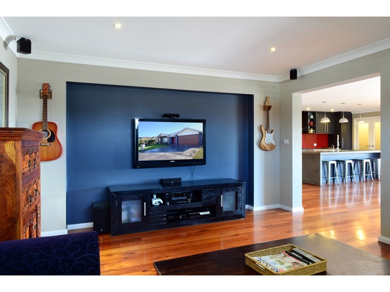 2 Jewel Street, Worrigee NSW 2540