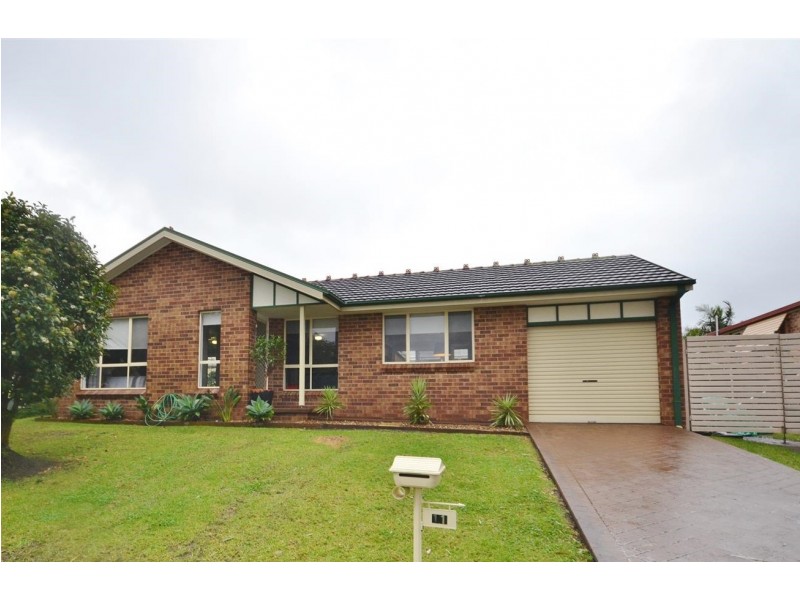 11 Isa Road, Worrigee NSW 2540