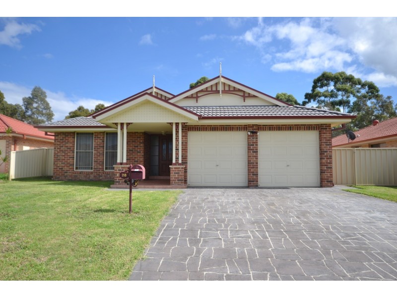 28 Kardella Ave, Nowra NSW 2541