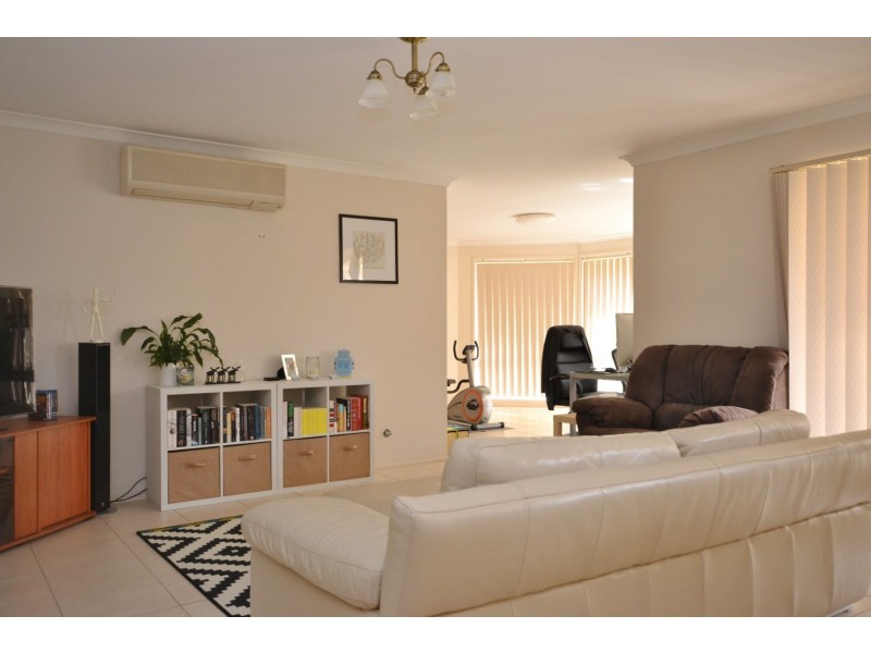 28 Kardella Ave, Nowra NSW 2541
