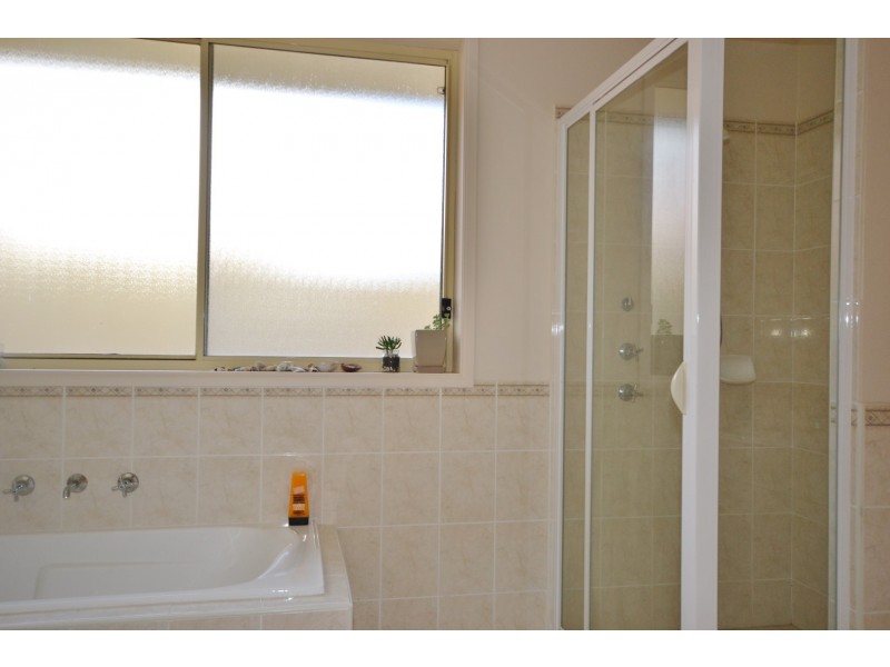 28 Kardella Ave, Nowra NSW 2541