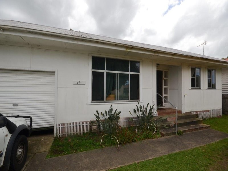 49 Moss Street, Nowra NSW 2541