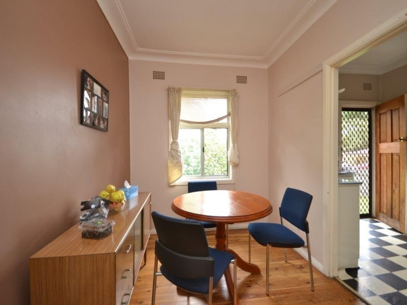 49 Moss Street, Nowra NSW 2541