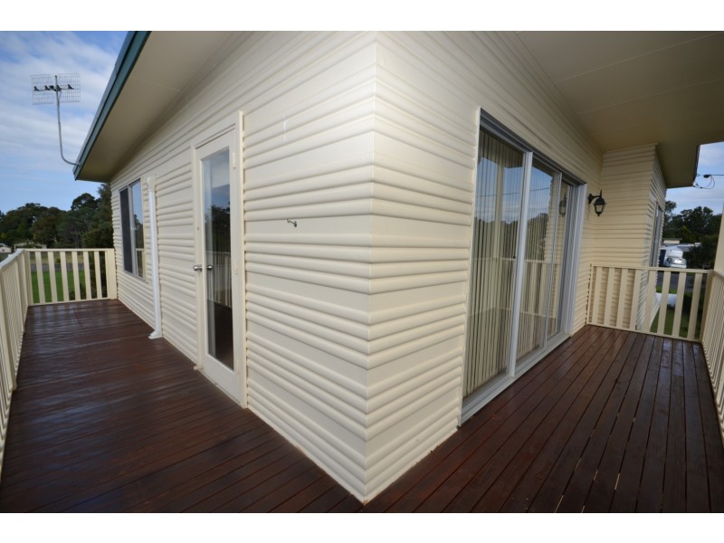 36 Meroo Road, Bomaderry NSW 2541