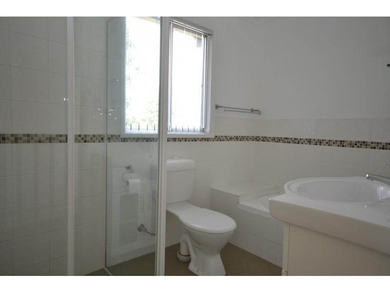 36 Meroo Road, Bomaderry NSW 2541