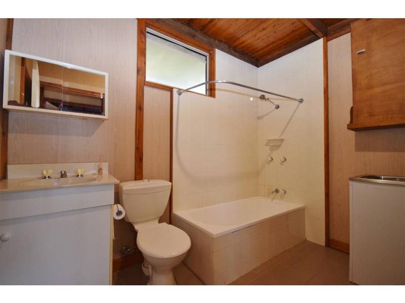 19 Maybush Way, West Nowra NSW 2541