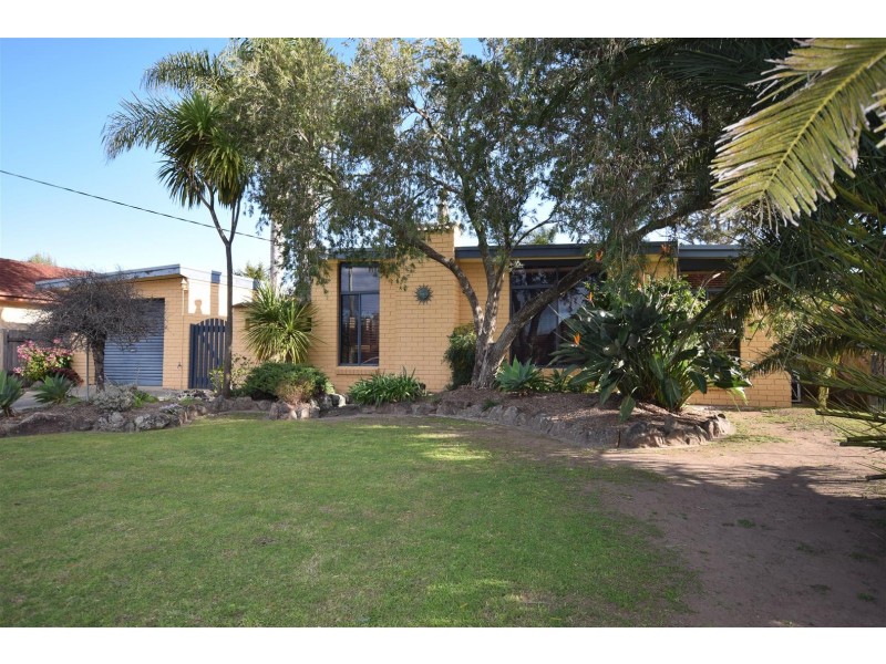 16 Allison Avenue, Nowra NSW 2541