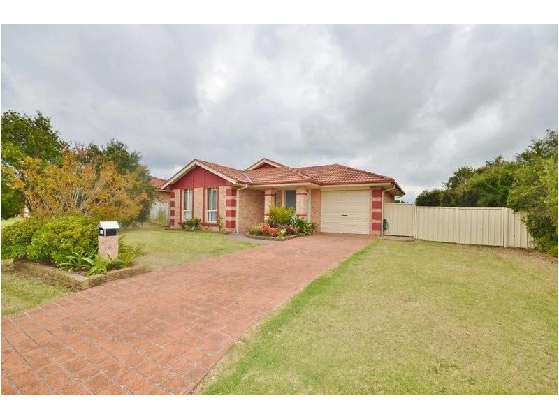 17 Guinea Flower Crescent, Worrigee NSW 2540