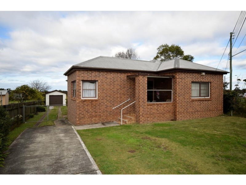 412 Princes Highway, Bomaderry NSW 2541