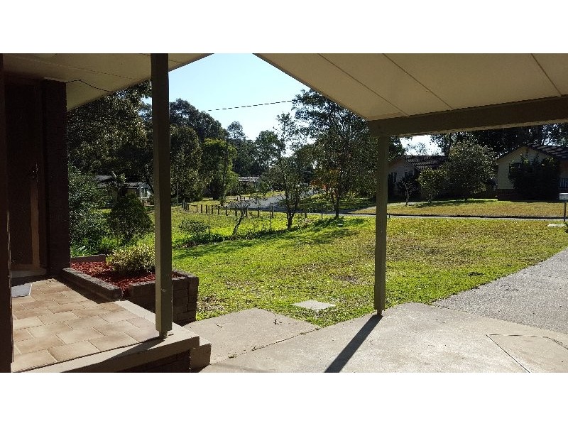 15 Elyard Drive, Nowra NSW 2541