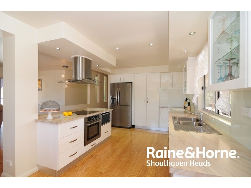 51 Renown Avenue, Shoalhaven Heads NSW 2535