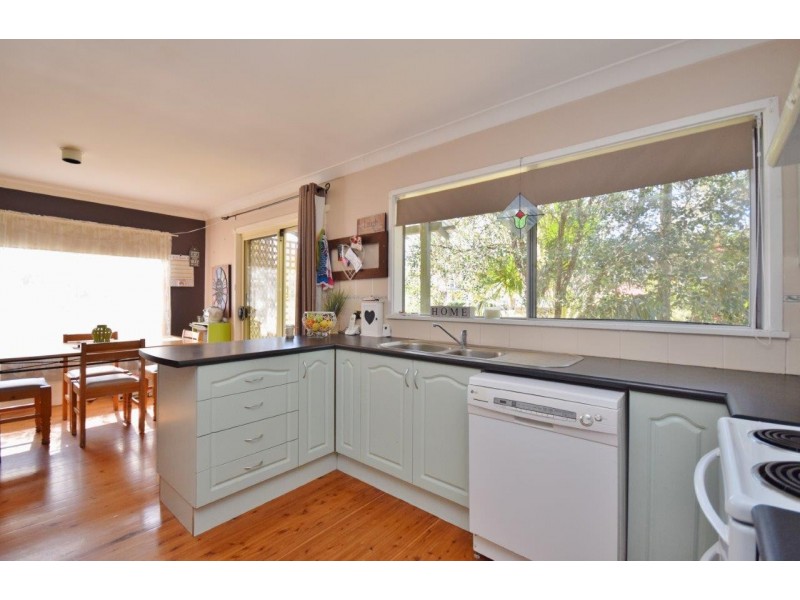 10 Christine Place, Nowra NSW 2541