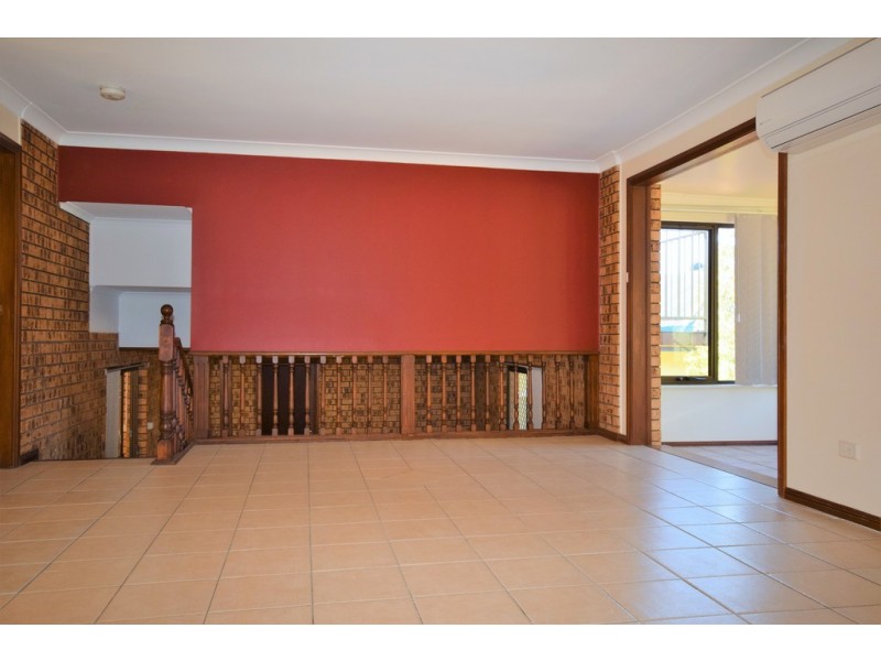 16 Kareela Crescent, North Nowra NSW 2541