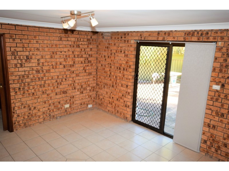 16 Kareela Crescent, North Nowra NSW 2541