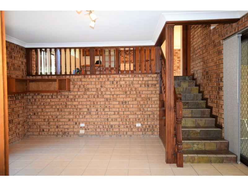 16 Kareela Crescent, North Nowra NSW 2541