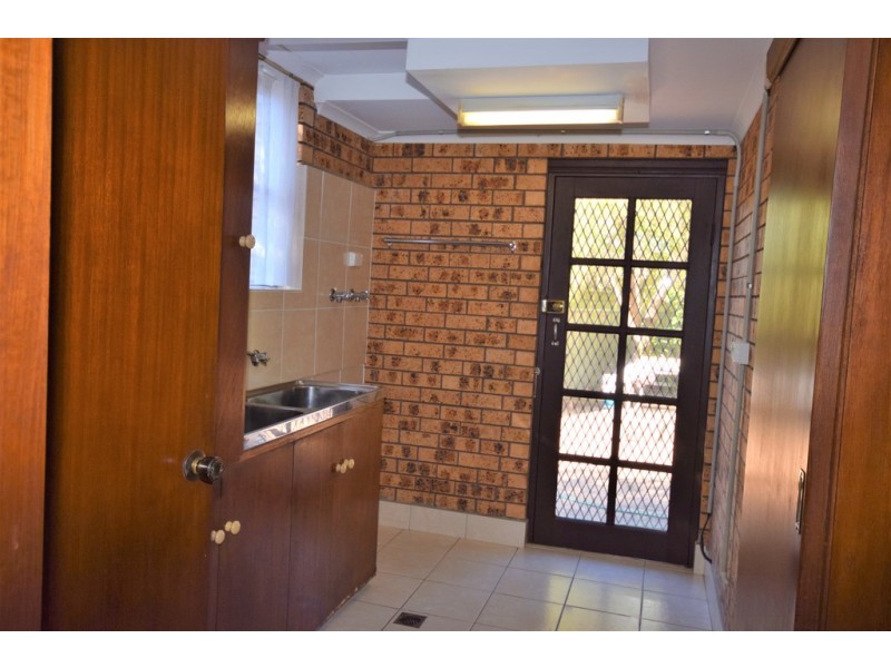 16 Kareela Crescent, North Nowra NSW 2541