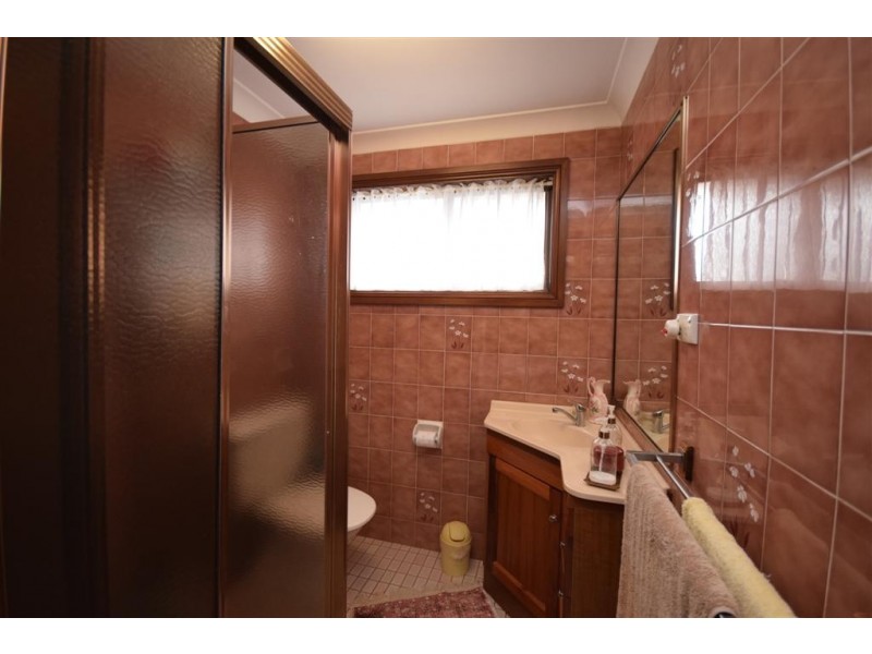 16 Kareela Crescent, North Nowra NSW 2541