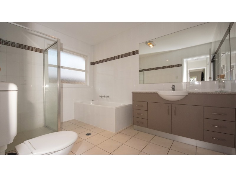 6/14 Goonawarra Drive, Sussex Inlet NSW 2540