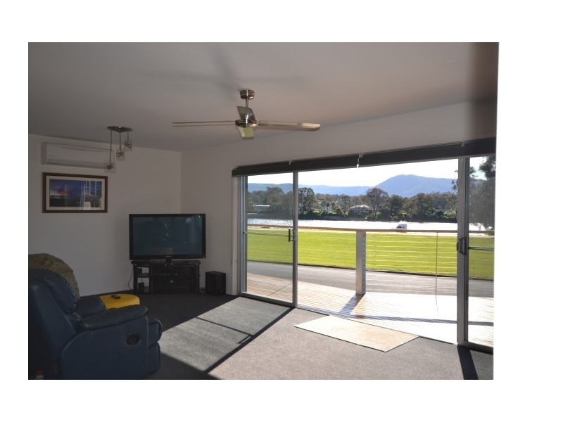 10 Riverview Road, Nowra NSW 2541