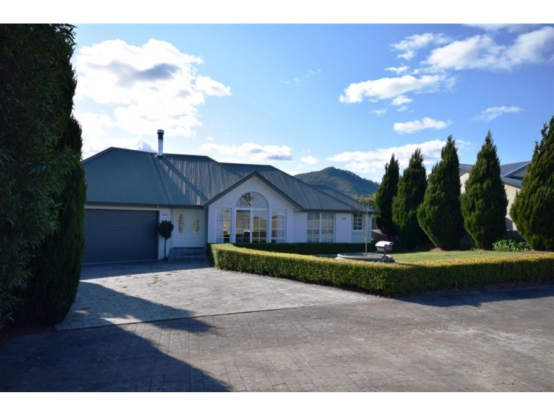 6 Lebene Grove, Cambewarra NSW 2540