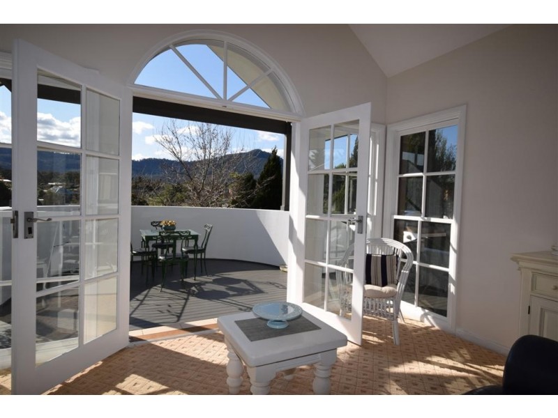 6 Lebene Grove, Cambewarra NSW 2540