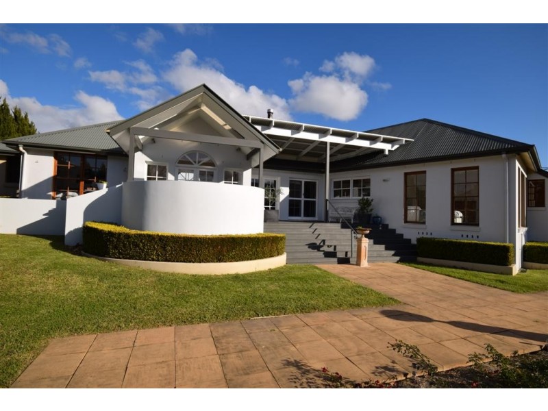 6 Lebene Grove, Cambewarra NSW 2540