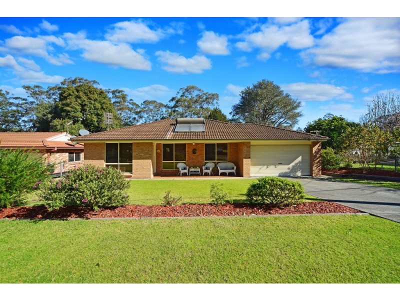 7 Bottle Brush Avenue, Wandandian NSW 2540