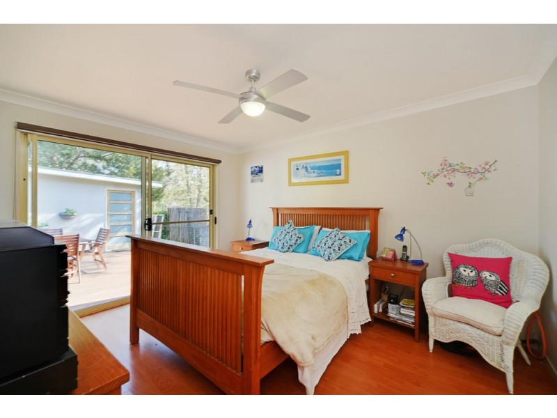 7 Bottle Brush Avenue, Wandandian NSW 2540