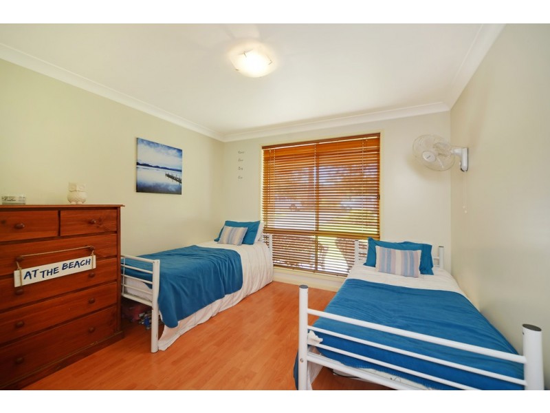 7 Bottle Brush Avenue, Wandandian NSW 2540