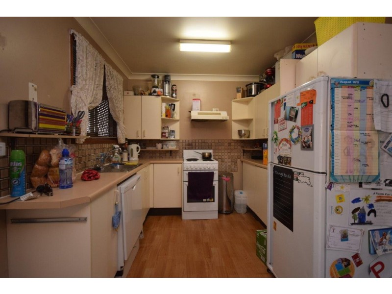 31 Ernest Street, Nowra NSW 2541