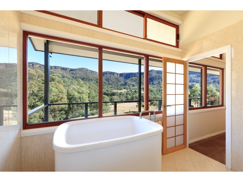 111 Treefern Road, Kangaroo Valley NSW 2577