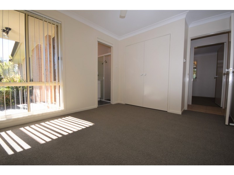 6 Isa Road, Worrigee NSW 2540