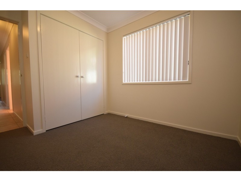6 Isa Road, Worrigee NSW 2540