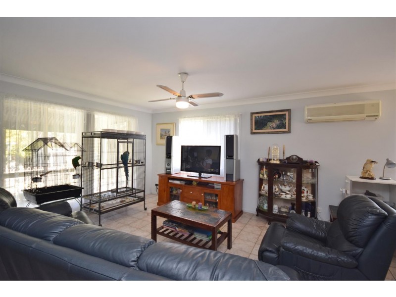28 Bellabimbi Way, Basin View NSW 2540