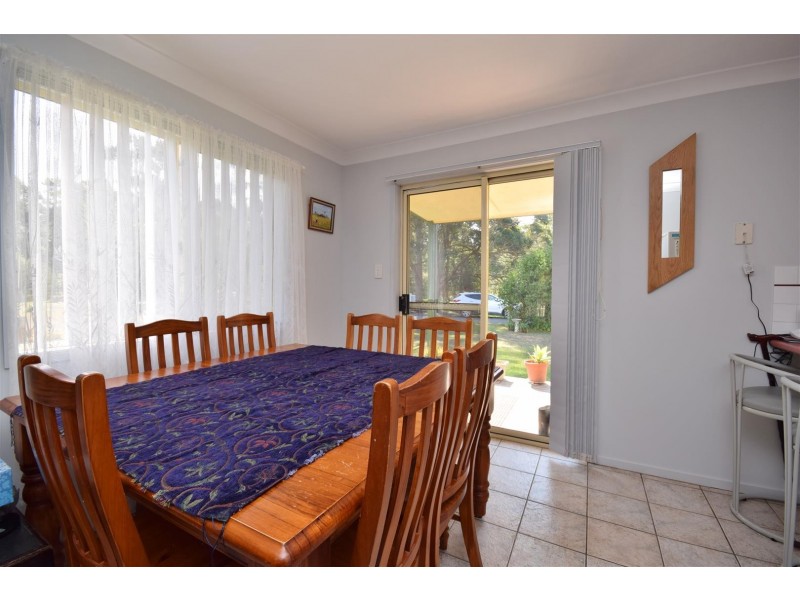28 Bellabimbi Way, Basin View NSW 2540