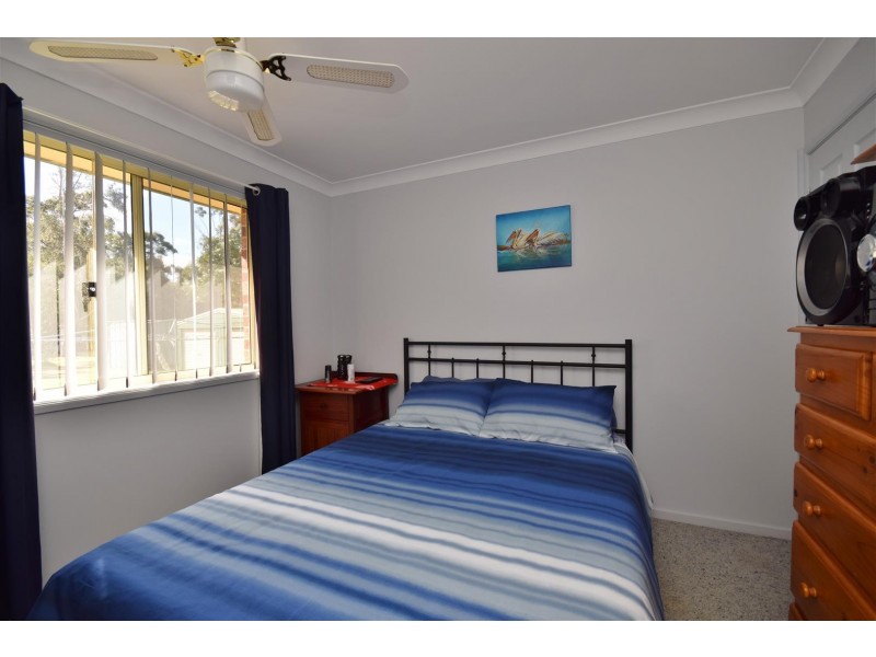 28 Bellabimbi Way, Basin View NSW 2540