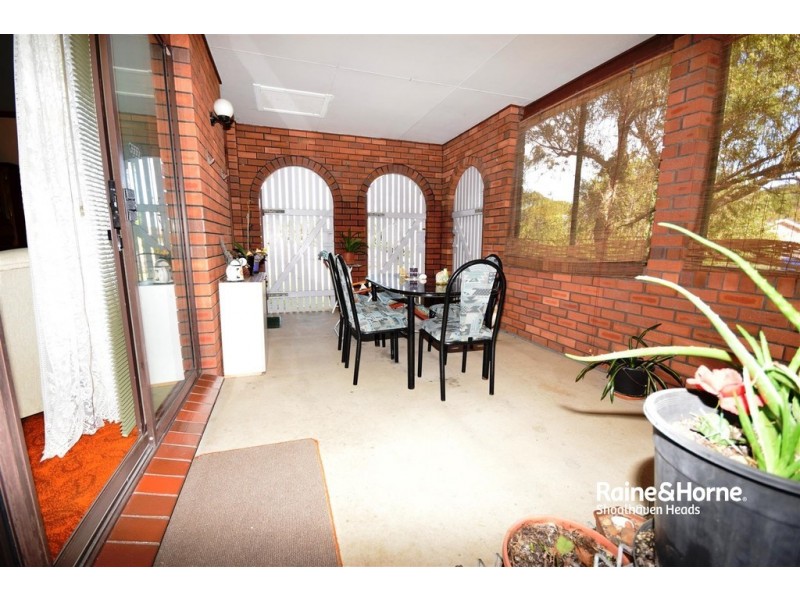 33 Amundsen Avenue, Shoalhaven Heads NSW 2535