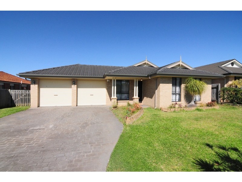 14 Guinea Flower Cres, Worrigee NSW 2540