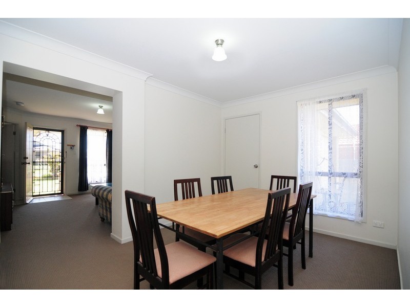 14 Guinea Flower Cres, Worrigee NSW 2540