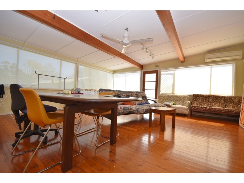 23 Spring Street, Nowra NSW 2541