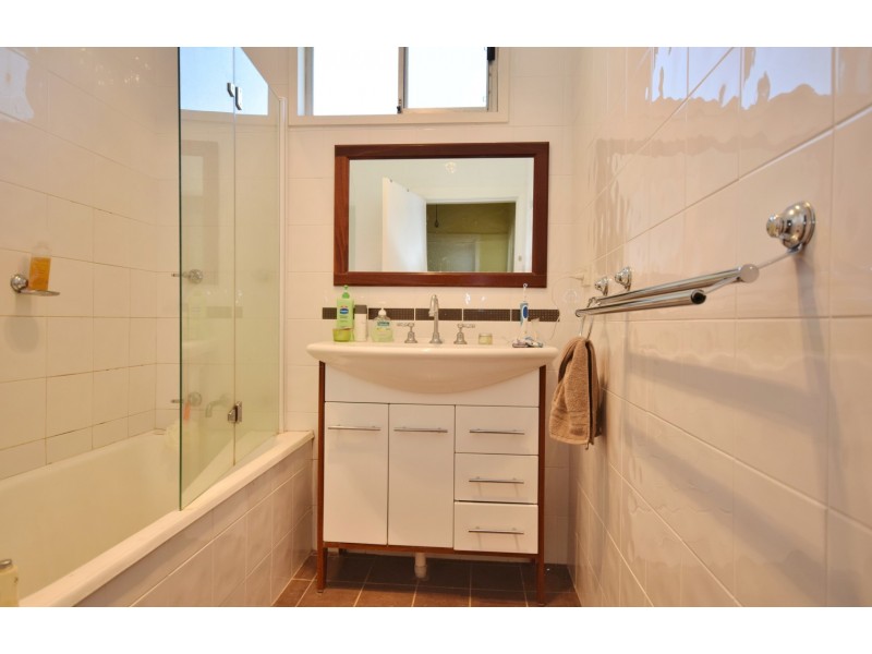 23 Spring Street, Nowra NSW 2541