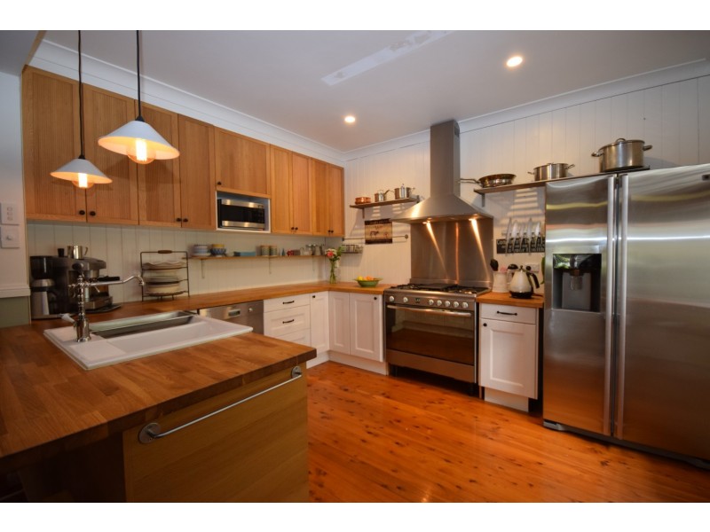 18 Maclean Street, Nowra NSW 2541